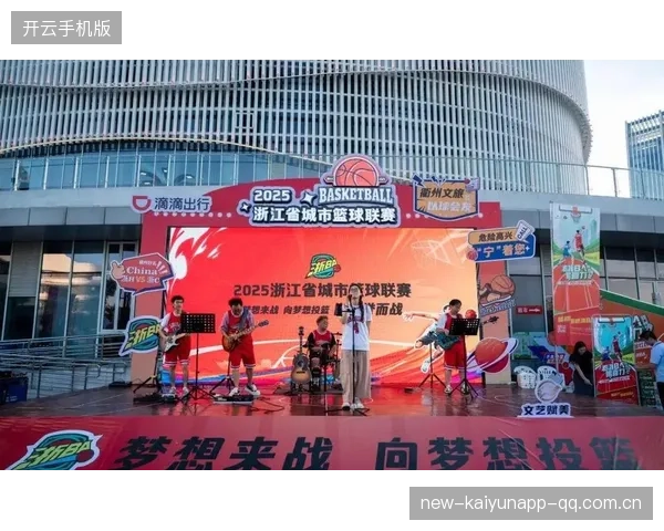球场夜间活动带动城市文旅商业多元化的崭新风潮